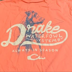 Drake Waterfowl Hunting Dog Graphic TShirt